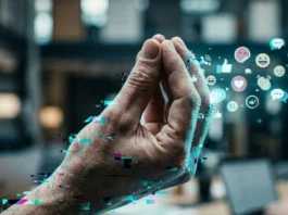 Mano umana che compie un gesto tradizionale trasformandosi in icone digitali.